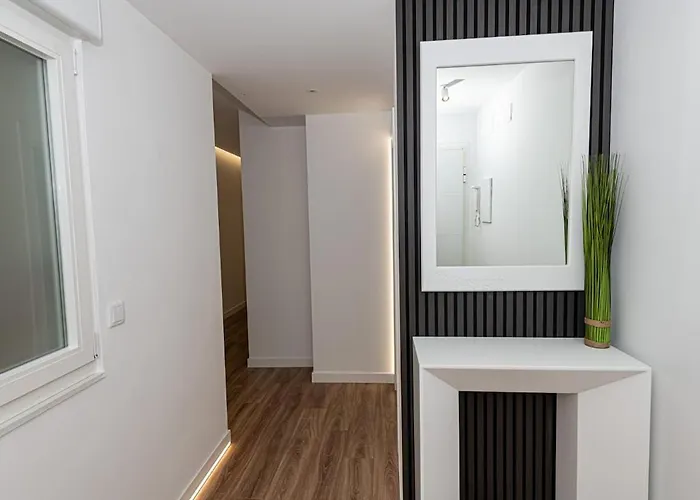 Lujoso Boutique A 100 M Plaza Mayor-resogar شقة